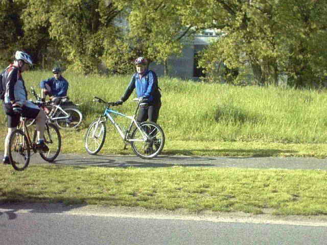 2004-05-02 Club 3