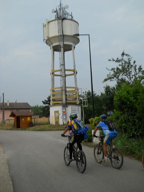2011-06-04 - perouges (009)
