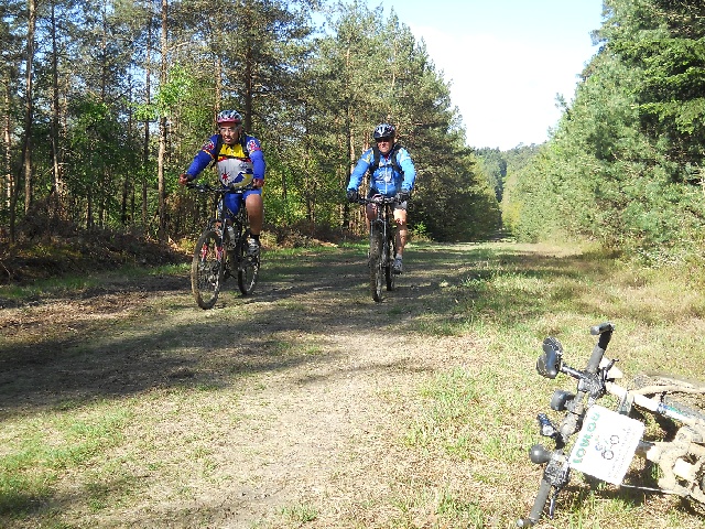 2013-05-11-carrouges (11)