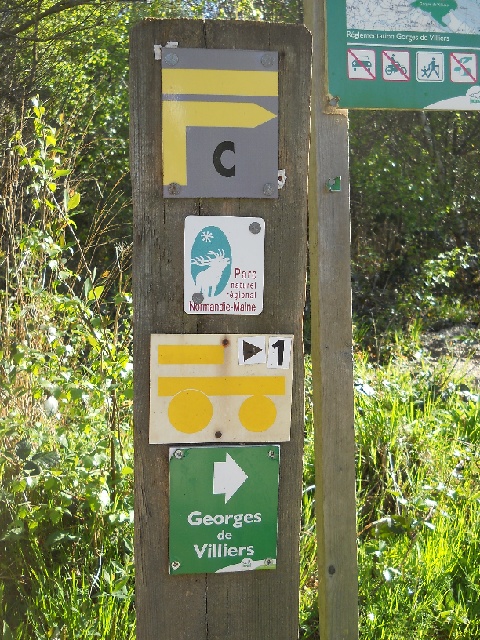 2013-05-11-carrouges (07)
