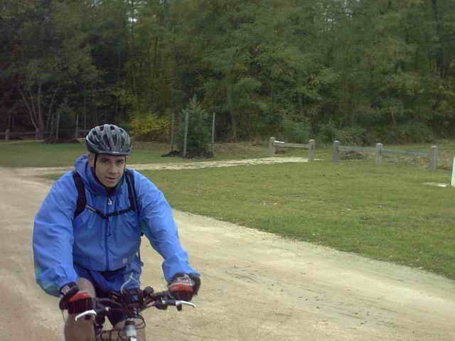 2004-10-10-Savigny le temple 0