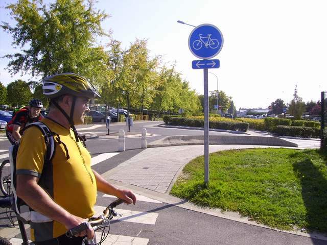 2006-09-10 - dourdan (06)