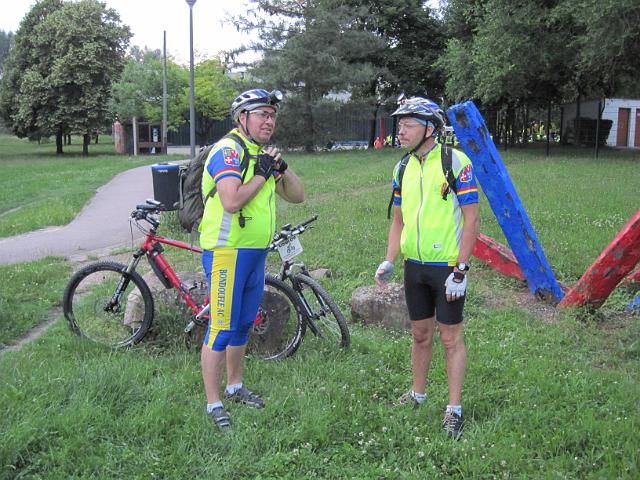 2010-06-12-nuit vtt orge (05)