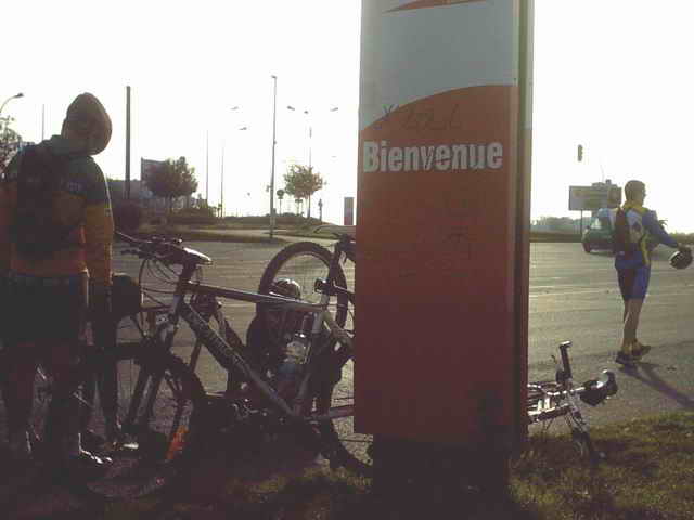 2004-10-24 Club 00