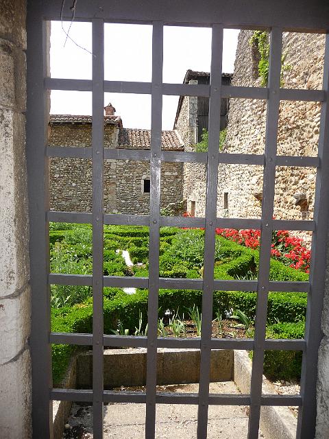 2011-06-04 - perouges (089)