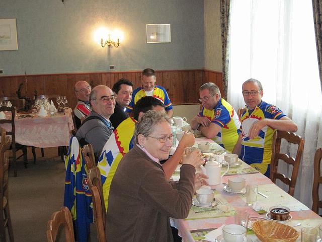 2010-05-13 - chateau-chalon (000)