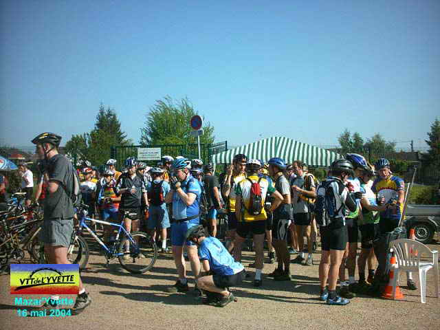 2004-05-16 La Ferte Alais 4