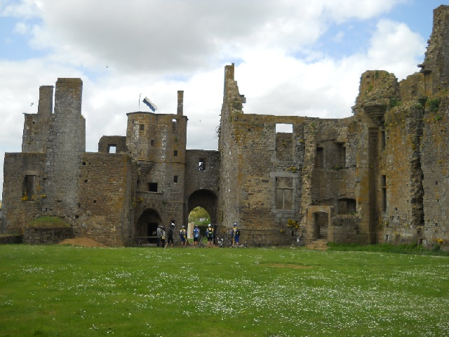 2013-05-09-lassay-les-chateaux (16)