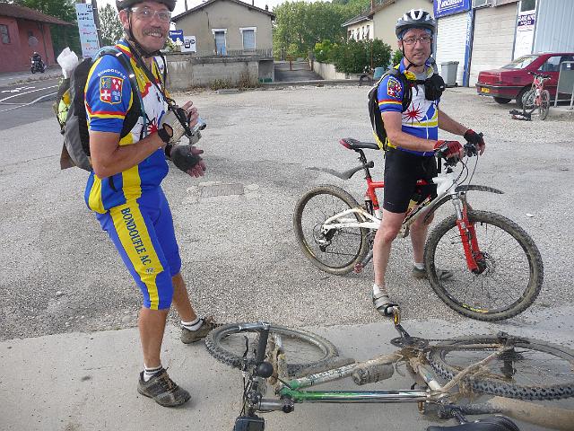 2011-06-04 - perouges (139)
