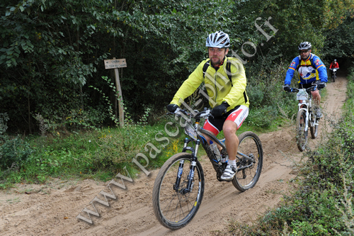 2011-09-18-dourdan (01)