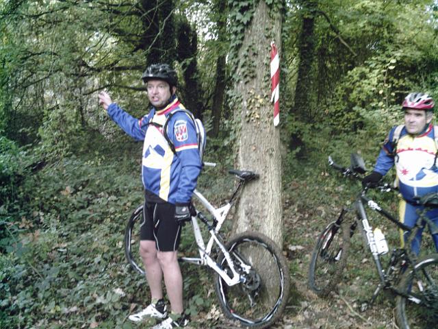 2010-10-31-club (03)