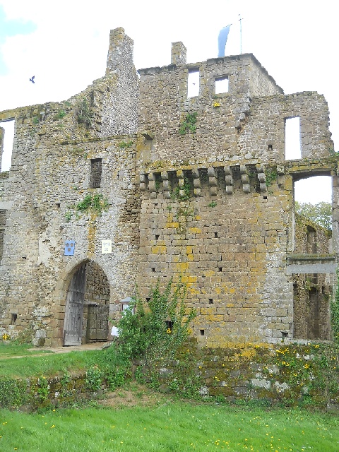 2013-05-09-lassay-les-chateaux (18)