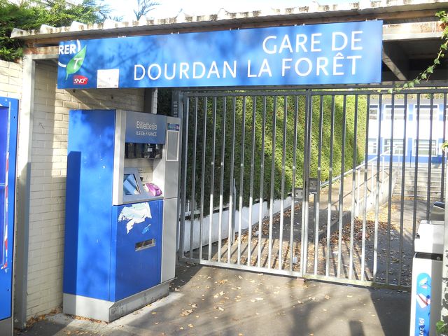 2012-11-25-dourdan (10)